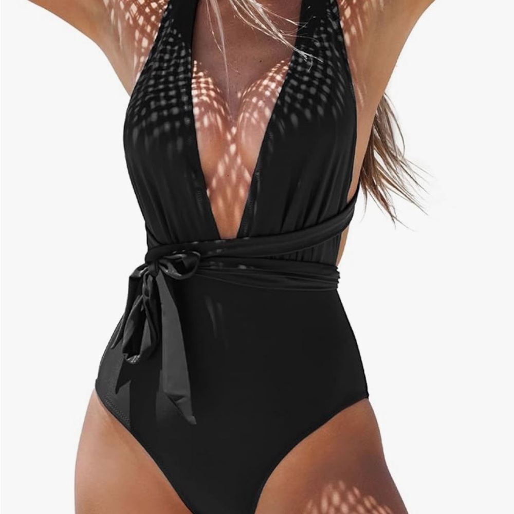Cupshe Black Plunge One-Piece Swimsuit
